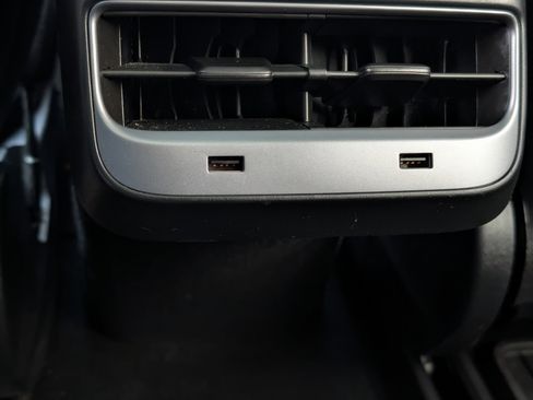 Used 2018 Tesla Model 3 Long Range image 40