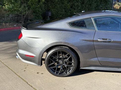 Used 2020 Ford Mustang GT image 9