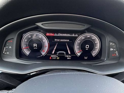 Used 2023 Audi Q8 Premium Plus w/ Premium Plus Package AWD/4WD image 25