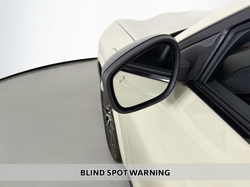 Used 2025 Ford Mustang Mach-E Premium image 13