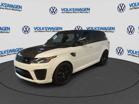Used 2022 Land Rover Range Rover Sport SVR AWD/4WD image 4