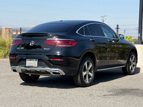 Used 2023 Mercedes-Benz GLC 300 4MATIC Coupe image 8