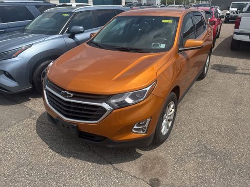 Used 2018 Chevrolet Equinox LT AWD/4WD image 1