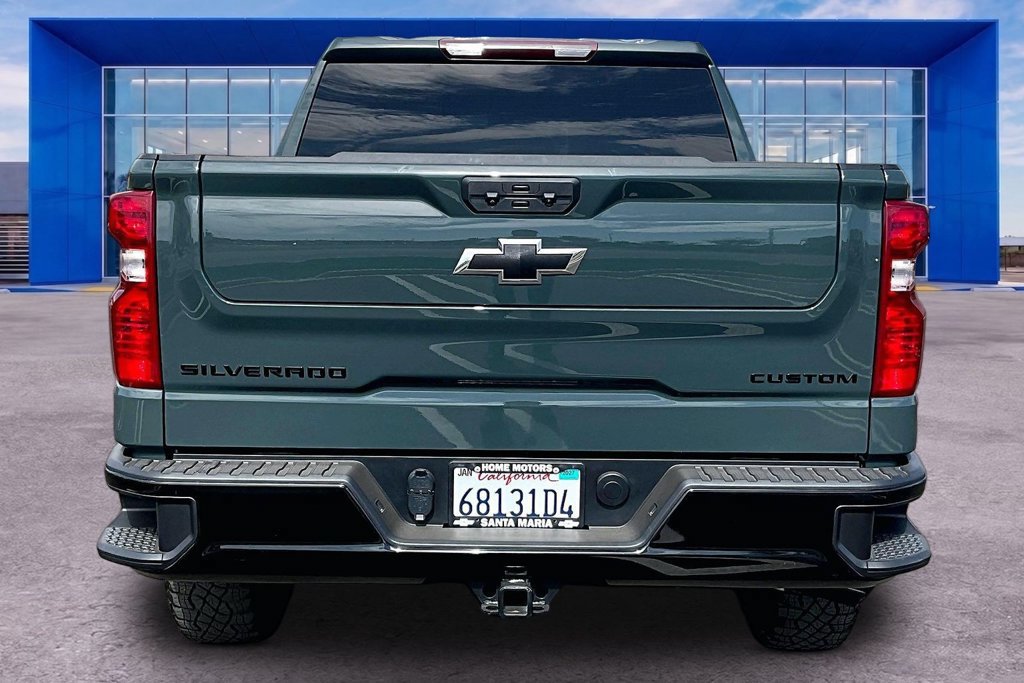Used 2025 Chevrolet Silverado 1500 Custom Trail Boss w/ Dark Appearance Package AWD/4WD image 23