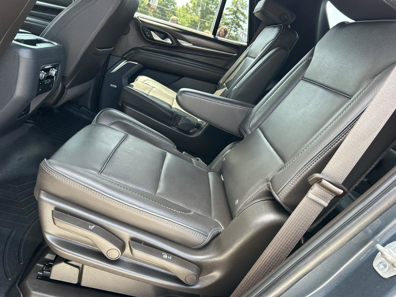 Used 2021 GMC Yukon Denali w/ Denali Premium Package RWD image 14