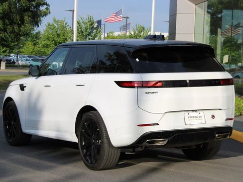 Used 2025 Land Rover Range Rover Sport Dynamic SE AWD/4WD image 9