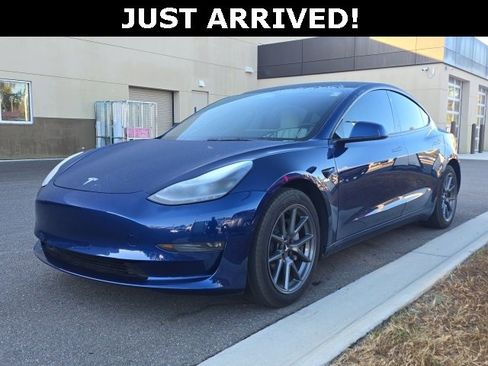 Used 2022 Tesla Model 3 Long Range image 1