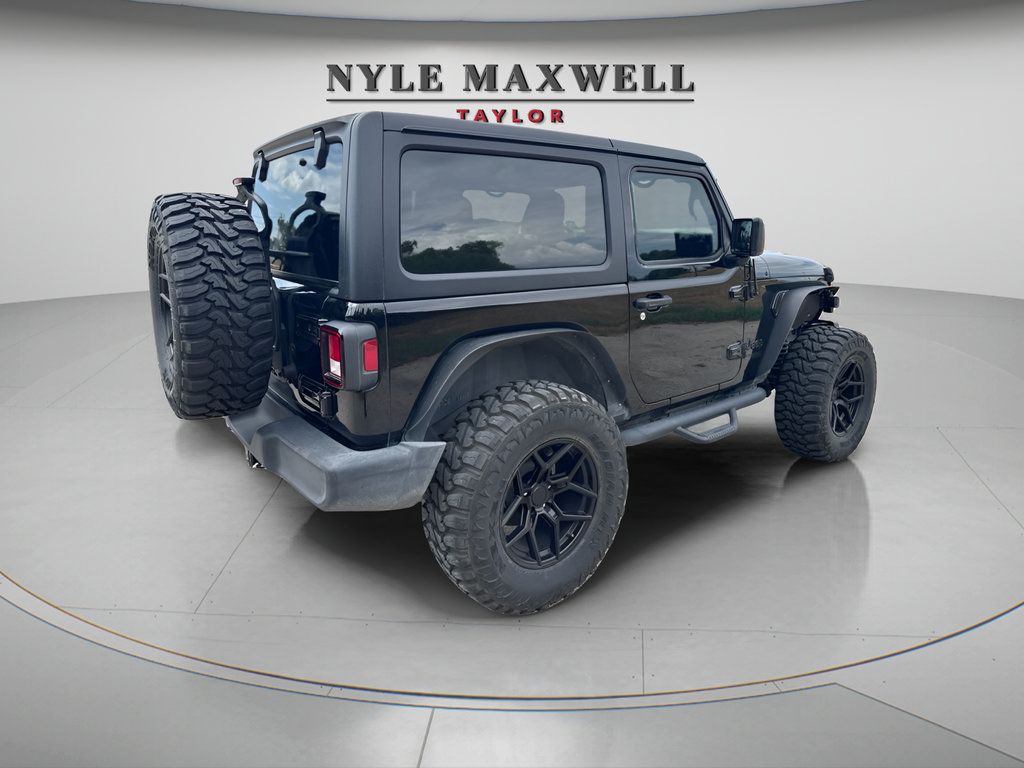 Used 2021 Jeep Wrangler Sport AWD/4WD image 4