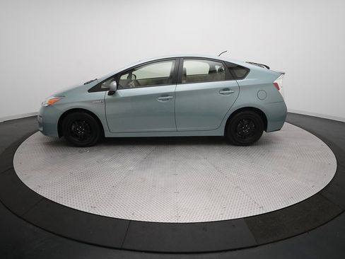 Used 2015 Toyota Prius Two image 24