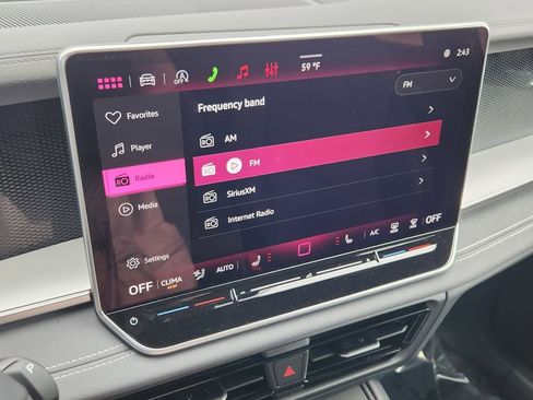 New 2026 Volkswagen Tiguan SE R-Line image 7