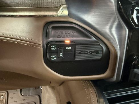 Used 2024 RAM 3500 Limited w/ Safety Group AWD/4WD image 27