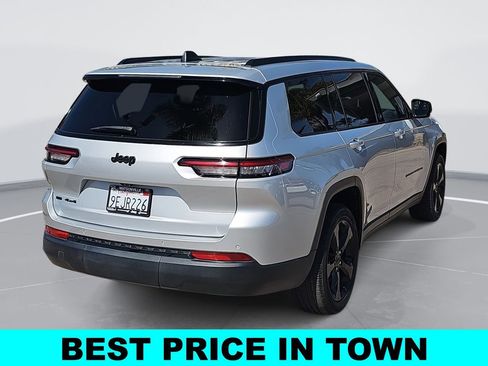 Used 2023 Jeep Grand Cherokee L Laredo AWD/4WD image 3