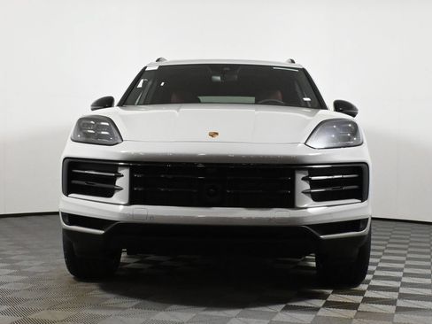 Used 2026 Porsche Cayenne S AWD/4WD image 10