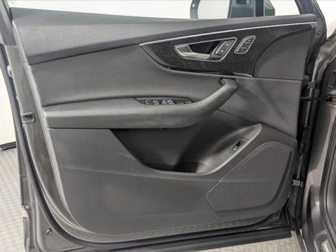 Used 2022 Audi Q7 3.0T Premium image 13