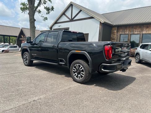 Used 2023 GMC Sierra 2500 AT4 w/ AT4 Premium Plus Package AWD/4WD image 2