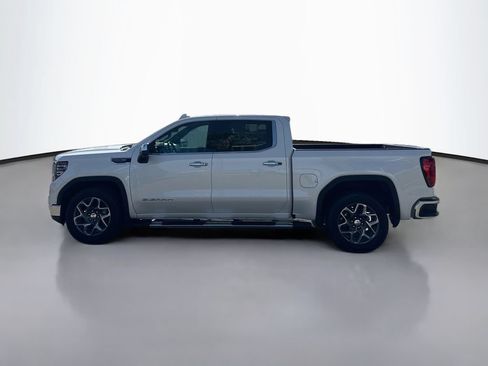 Used 2024 GMC Sierra 1500 SLT w/ SLT Premium Plus Package RWD image 4