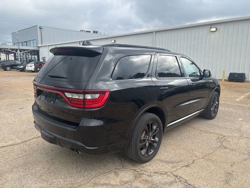 Used 2024 Dodge Durango GT image 11