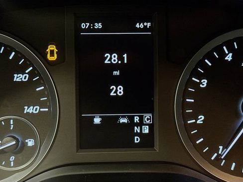 Used 2023 Mercedes-Benz Metris Passenger image 12