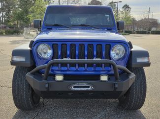 Used 2018 Jeep Wrangler Unlimited Sport video 2