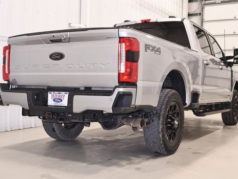 Used 2024 Ford F350 Lariat w/ Lariat Ultimate Package image 7