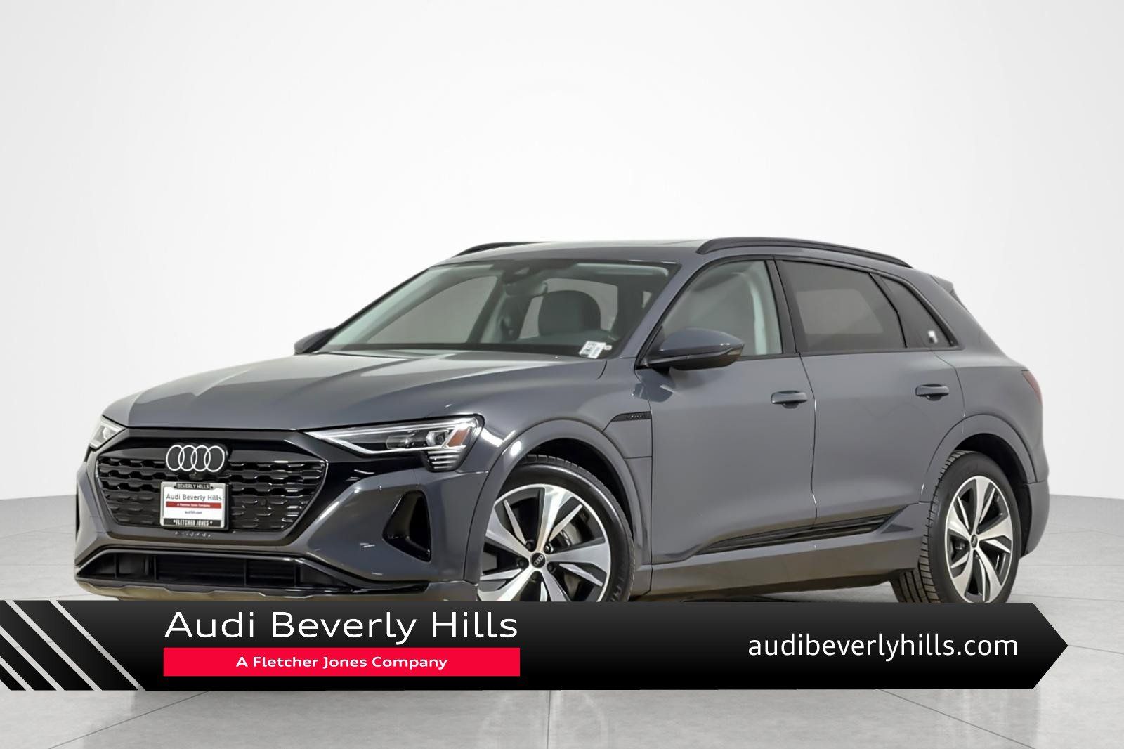 Used 2024 Audi Q8 e-tron Premium AWD/4WD image 1