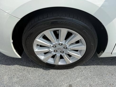 Used 2015 Toyota Sienna Limited FWD image 10