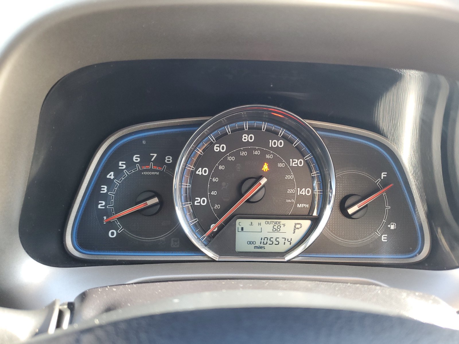 Used 2014 Toyota RAV4 Limited w/ Technology Package AWD/4WD image 25