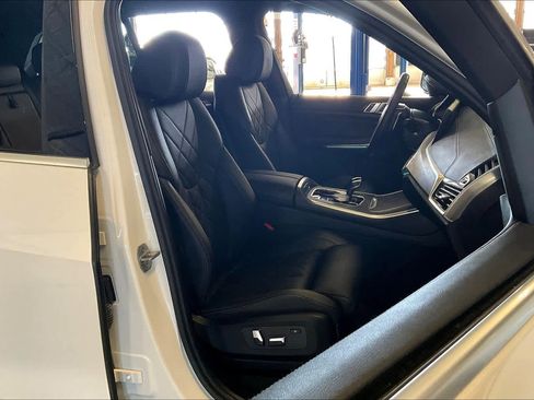 Certified 2023 BMW X5 sDrive40i w/ Premium Package image 8