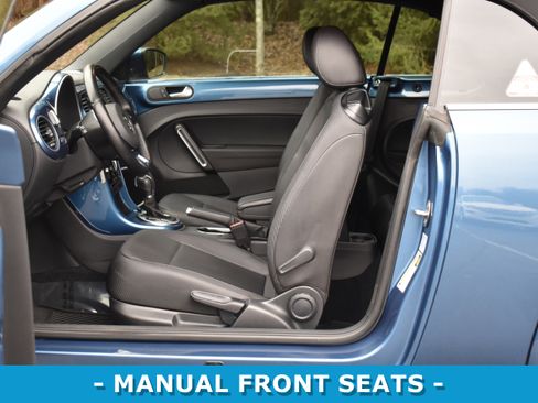 Used 2019 Volkswagen Beetle 2.0T S image 4