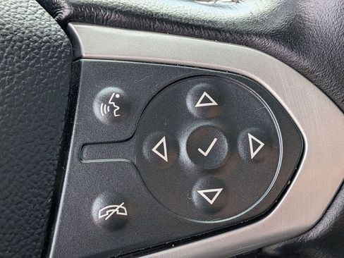Used 2022 Chevrolet Colorado LT w/ Fleet Safety Package RWD image 14