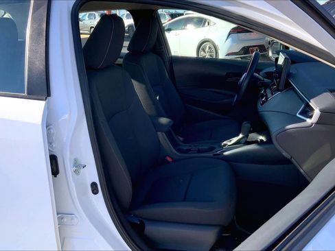 Used 2024 Toyota Corolla LE image 9