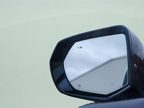 Used 2023 GMC Yukon Denali w/ Denali Reserve Package image 42