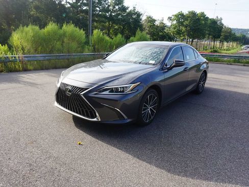 Used 2023 Lexus ES 350 w/ Premium Package FWD image 25