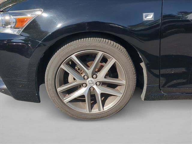 Used 2015 Lexus CT 200h w/ Navigation Package FWD image 23