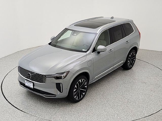 New 2026 Volvo XC90 T8 Plus AWD/4WD image 13