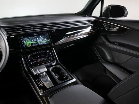 Certified 2026 Audi Q7 3.0T Premium Plus AWD/4WD image 19