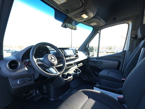 New 2026 Mercedes-Benz Sprinter 2500 image 41