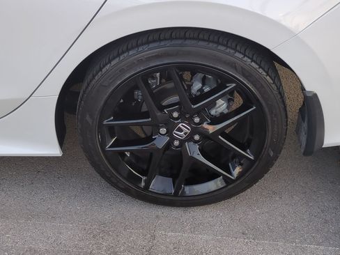 Used 2024 Honda Civic Sport image 30