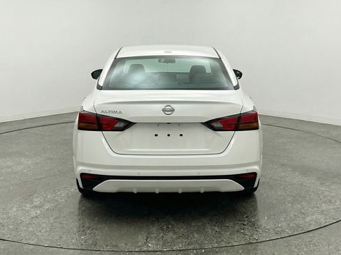 Used 2025 Nissan Altima 2.5 SV image 7