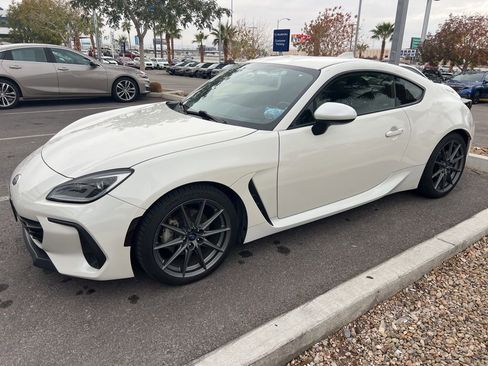 Used 2022 Subaru BRZ Limited image 4