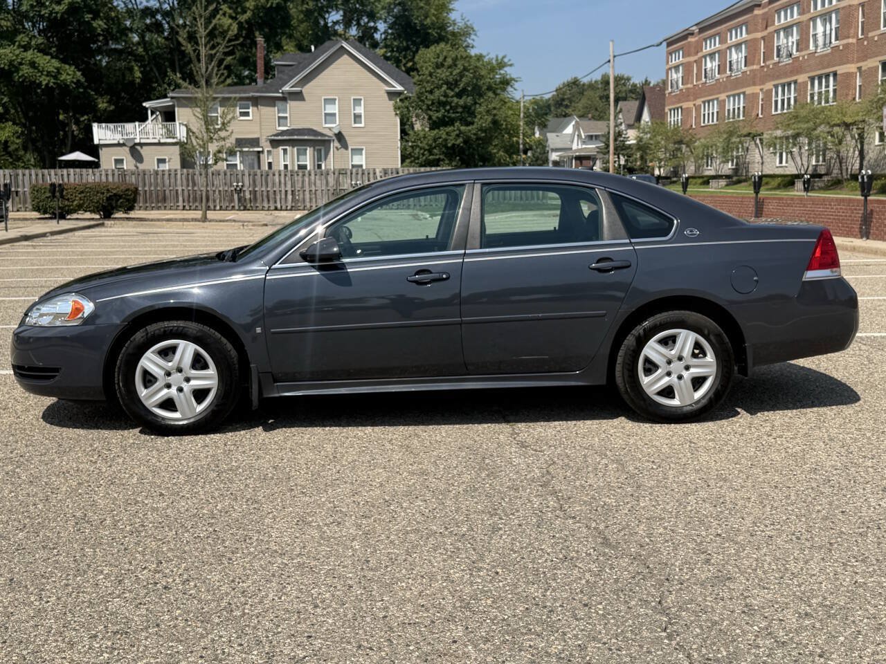 Used 2009 Chevrolet Impala LS FWD image 10