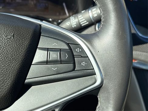 Used 2017 Cadillac XT5 Luxury w/ Driver Awareness Package image 37