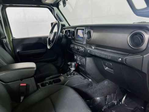 Used 2021 Jeep Wrangler Unlimited Sport AWD/4WD image 26