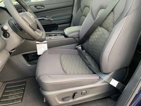 New 2026 Nissan Pathfinder SV image 20