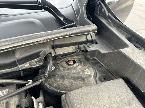 Used 2024 Mitsubishi Outlander AWD image 11