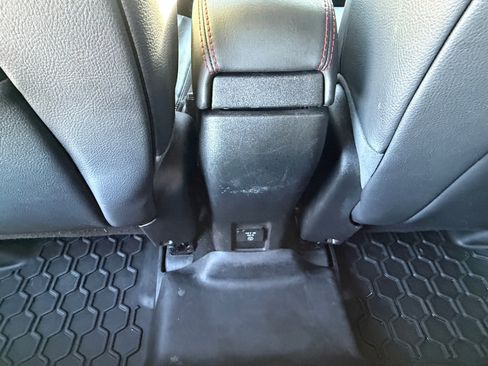 Used 2016 Jeep Renegade Trailhawk w/ Premium Trailhawk Package image 14