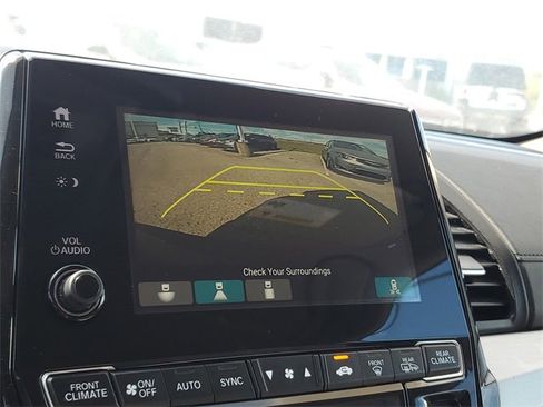 Used 2019 Honda Odyssey EX image 19