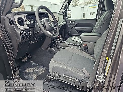 New 2025 Jeep Wrangler Unlimited Sport image 15