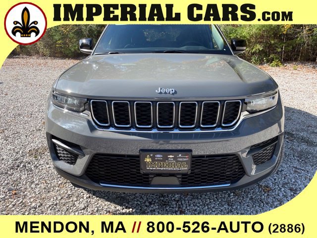New 2027 Jeep Grand Cherokee Laredo X AWD/4WD image 4