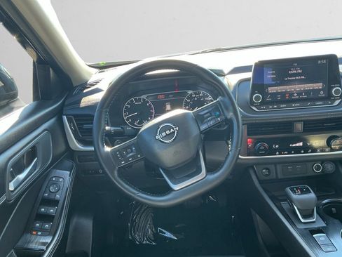 Used 2026 Nissan Rogue Dark Armor AWD/4WD image 12